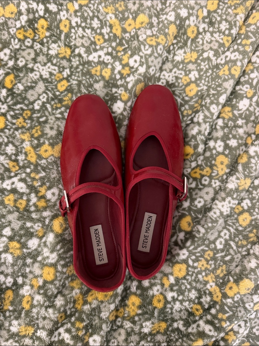 Steve Madden Red Mary Jane flats